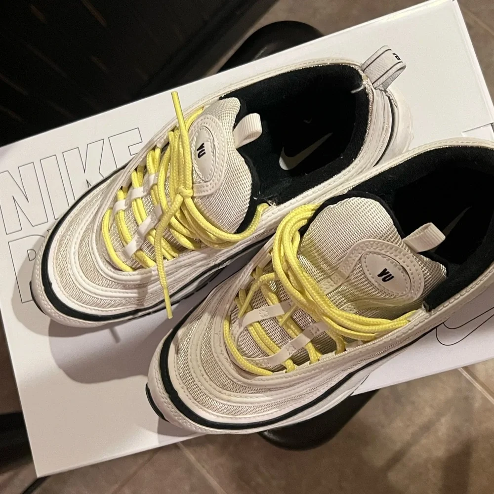Nike Air Max 97 White Black Yellow Women’s 7.5 EUC